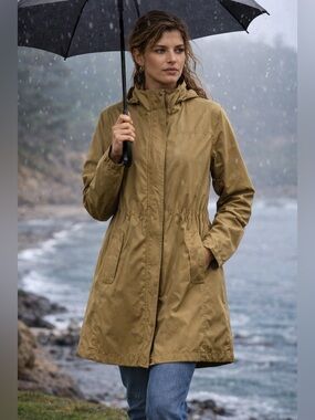 LL Bean Tan Rain Jacket Hooded Lightweight Utility Coat Size Small EUC